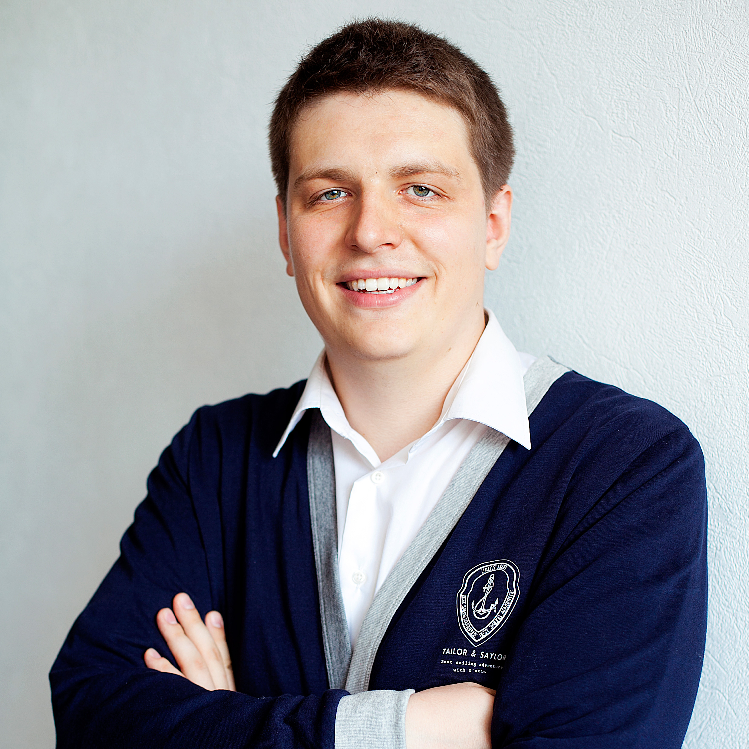 Аватарка эксперта Александр Азаров