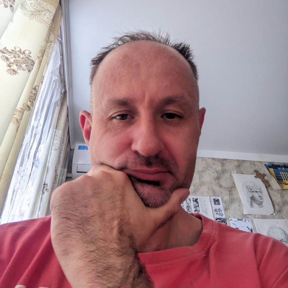Аватарка эксперта Павел Грошев