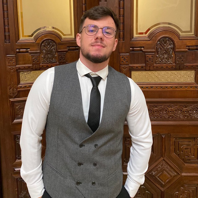 Аватарка эксперта Тимур Сырма